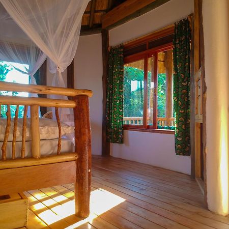 Lake Nkuruba Nature Reserve Hotel Durama Kültér fotó
